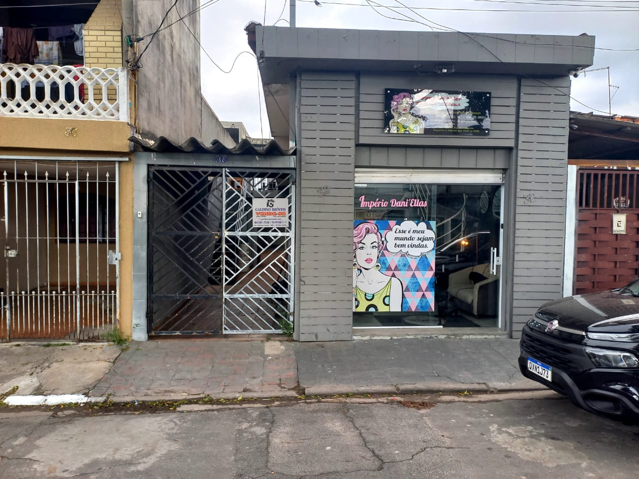 Sobrado com 2 casa-capa em SP